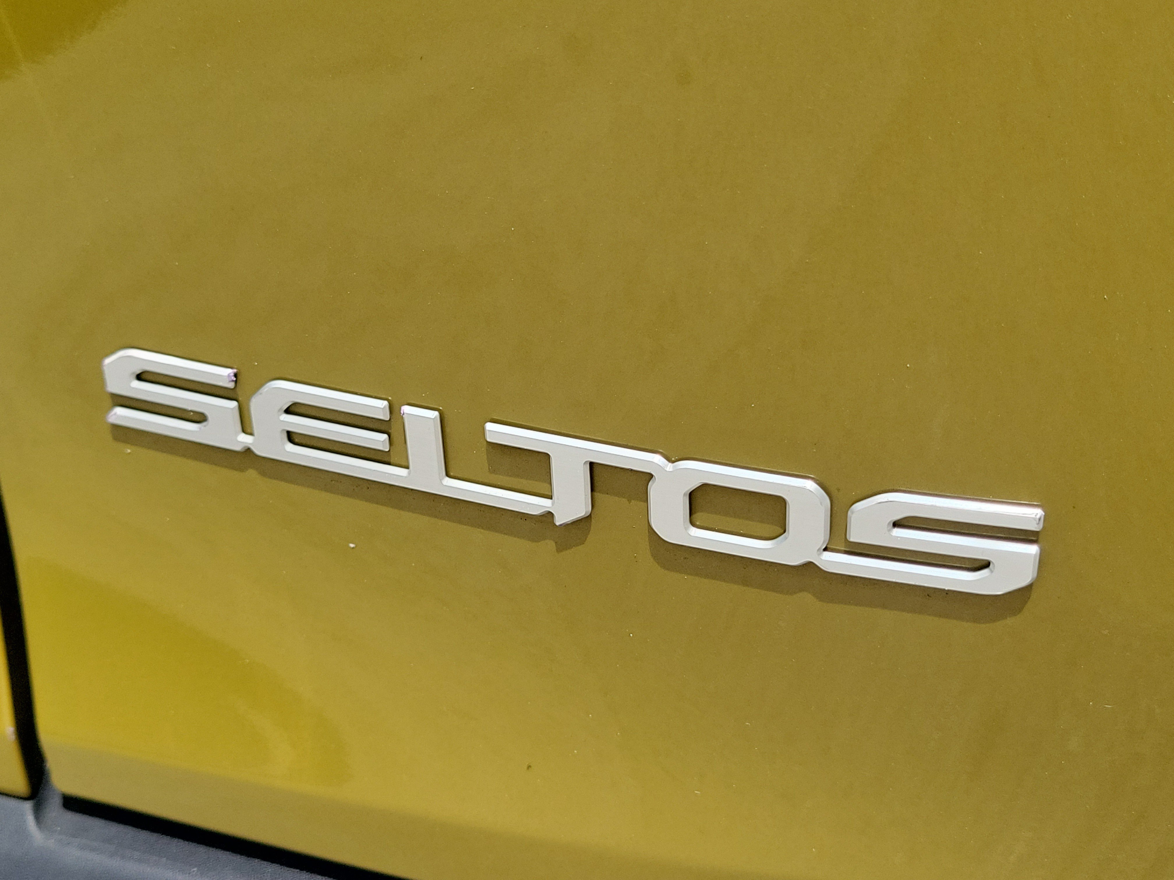 Used 2024 Kia Seltos SX AWD/4WD image 32