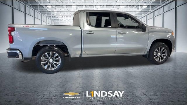 Used 2023 Chevrolet Silverado 1500 LT image 2