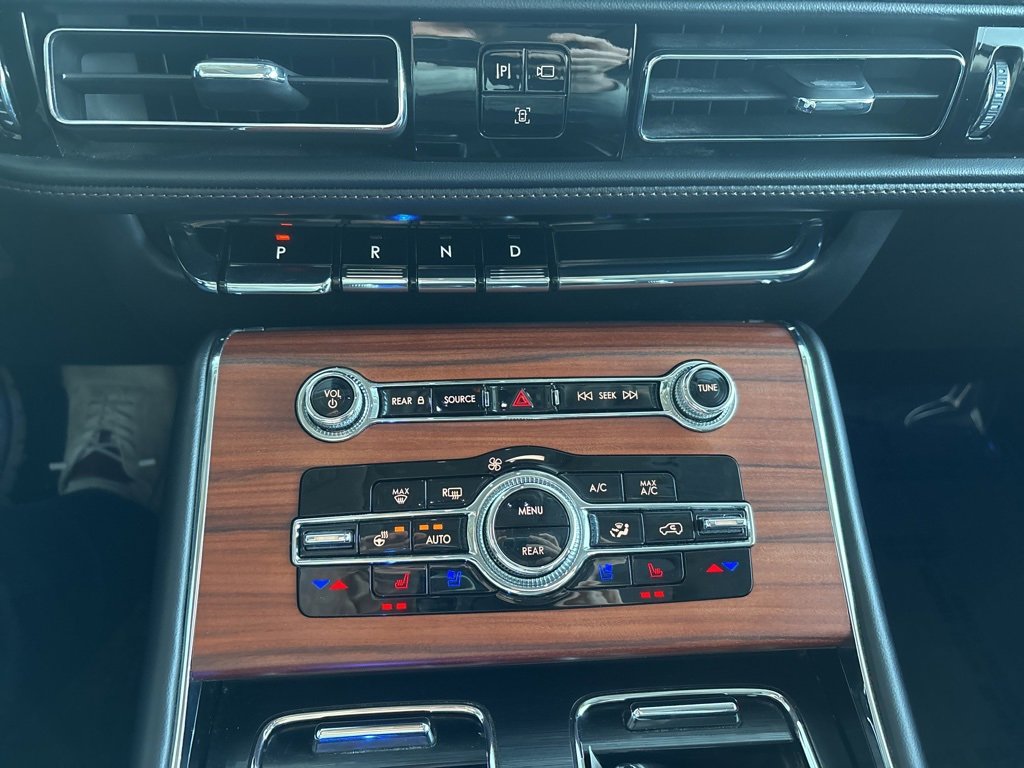 Used 2024 Lincoln Aviator Reserve image 19