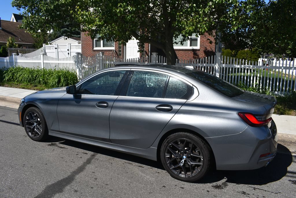 Used 2025 BMW 330i Sedan RWD image 8