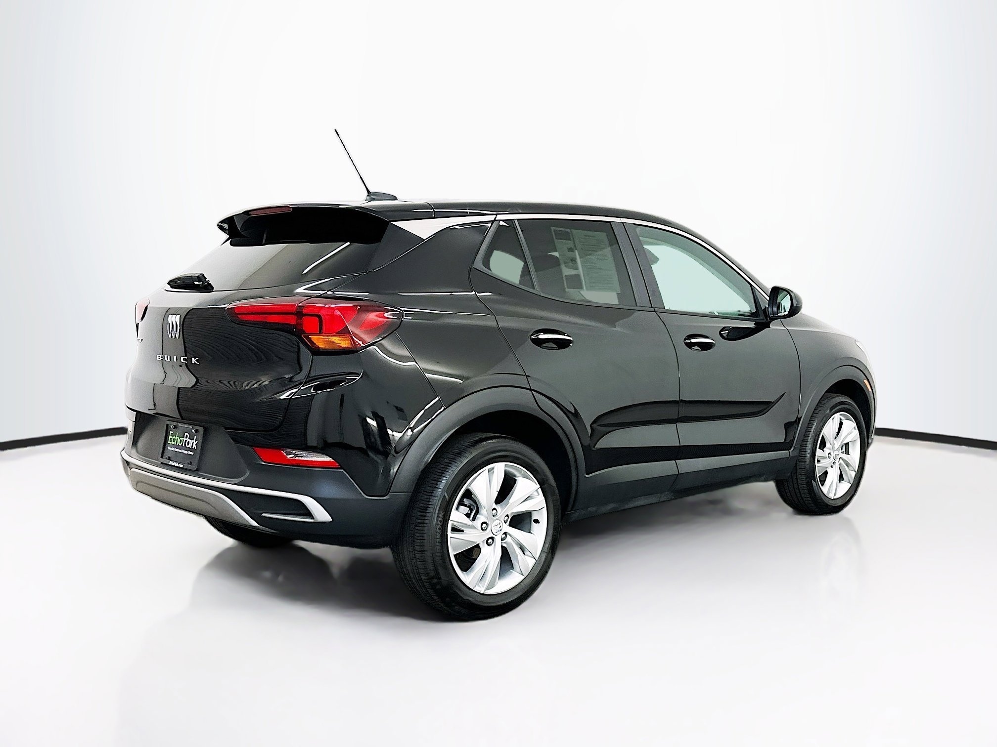 Used 2025 Buick Encore GX Preferred AWD/4WD image 9