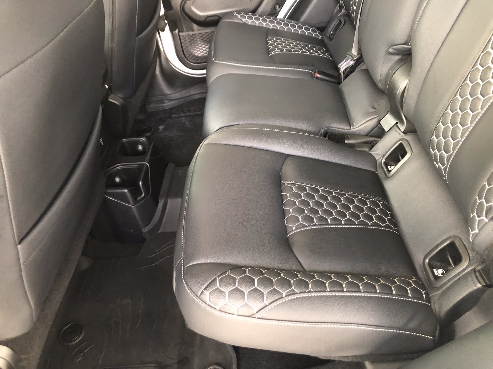 Used 2021 Jeep Gladiator Sport AWD/4WD image 11