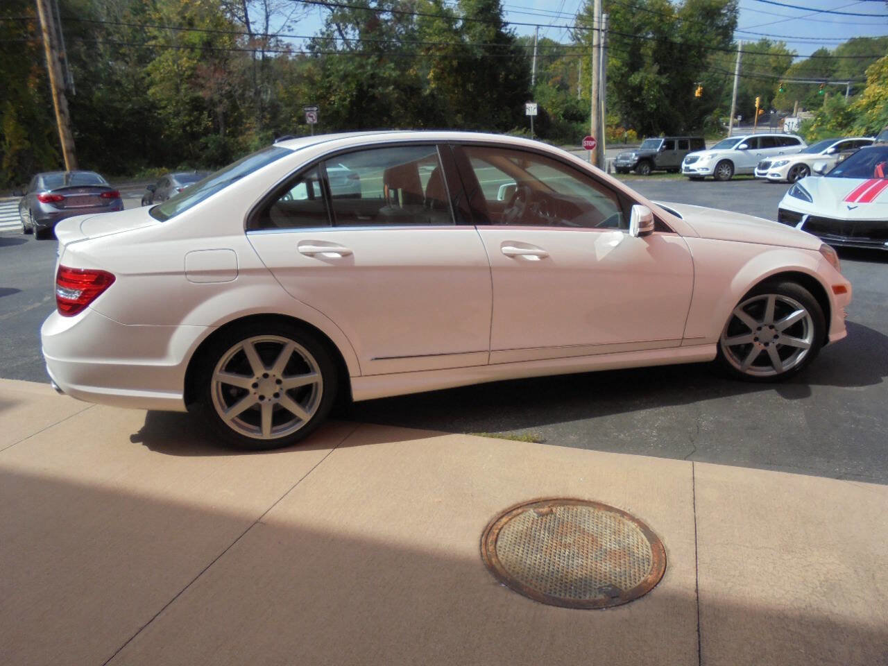 Used 2014 Mercedes-Benz C 300 C 300 Sport 4MATIC AWD 4dr Sed w/ Premium 1 Package image 5