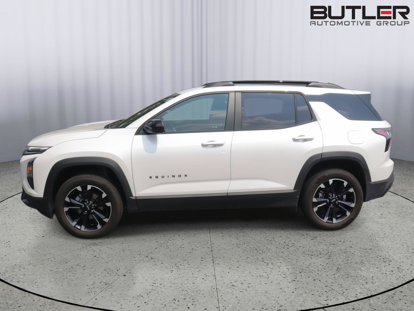 Used 2025 Chevrolet Equinox RS FWD image 4