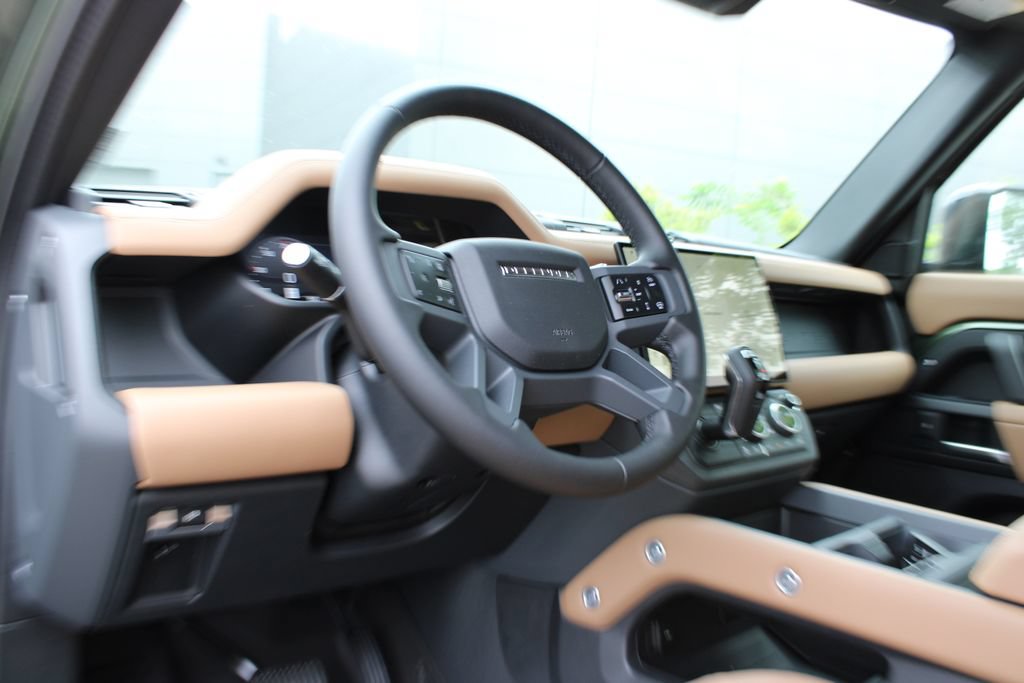 New 2026 Land Rover Defender 110 S AWD/4WD image 12