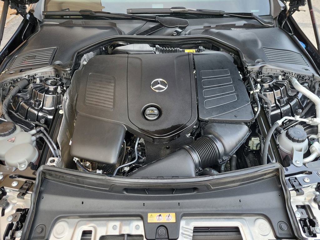 Certified 2023 Mercedes-Benz C 300 4MATIC Sedan image 28