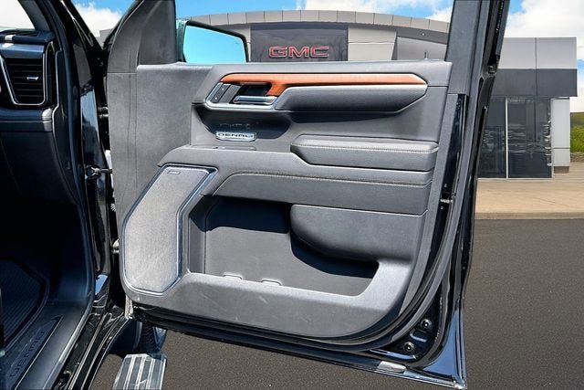 Used 2023 GMC Sierra 1500 Denali w/ Denali Reserve Package AWD/4WD image 19