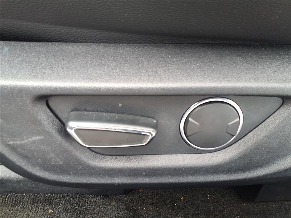 Used 2018 Ford Mustang GT Premium image 16