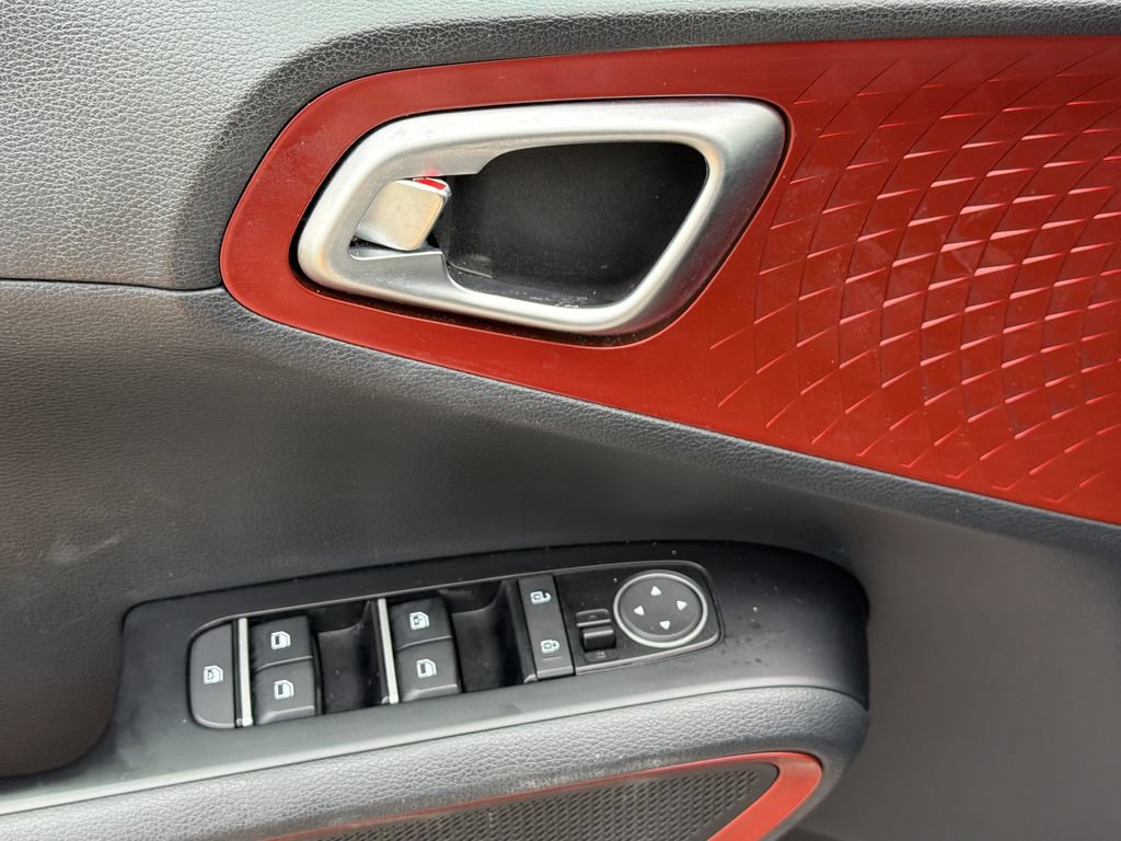 Used 2021 Kia Soul Turbo FWD image 18