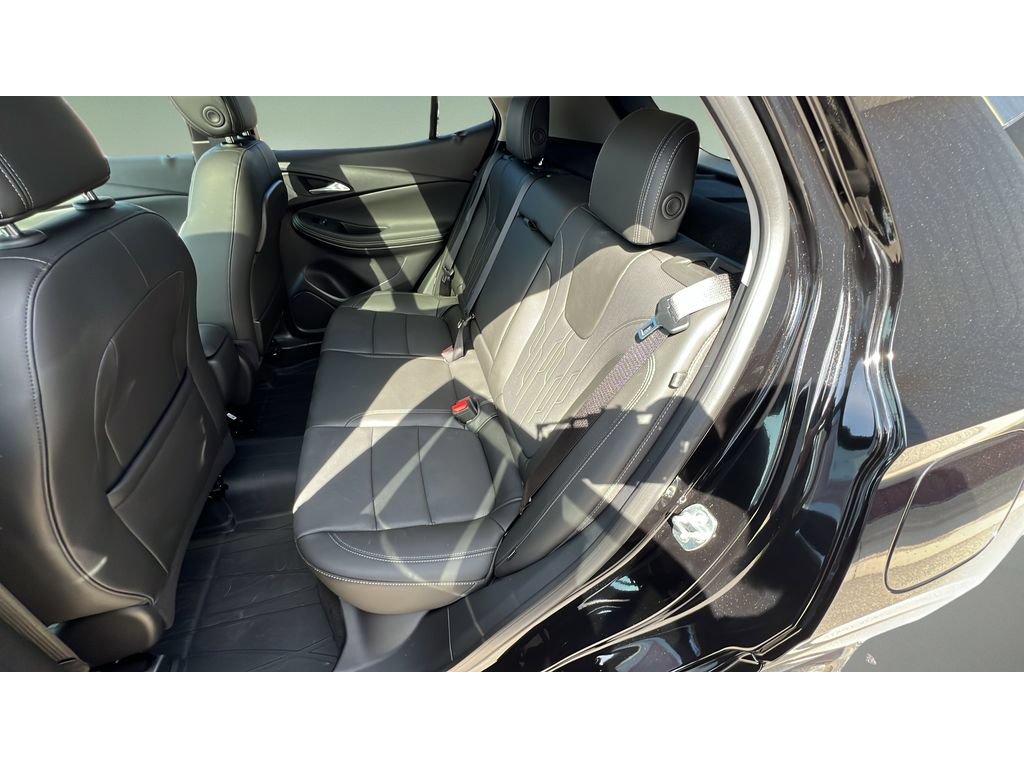Certified 2025 Buick Encore GX Avenir w/ Avenir Technology Package AWD/4WD image 28