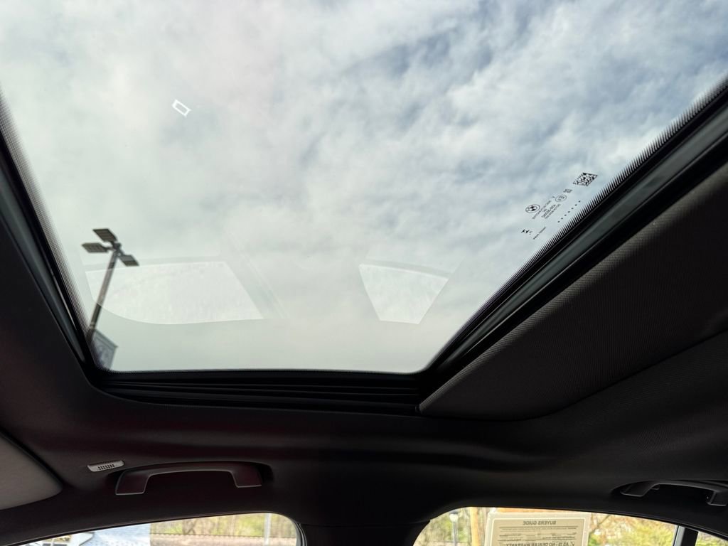 Certified 2026 BMW 530i xDrive w/ M Sport Package image 34