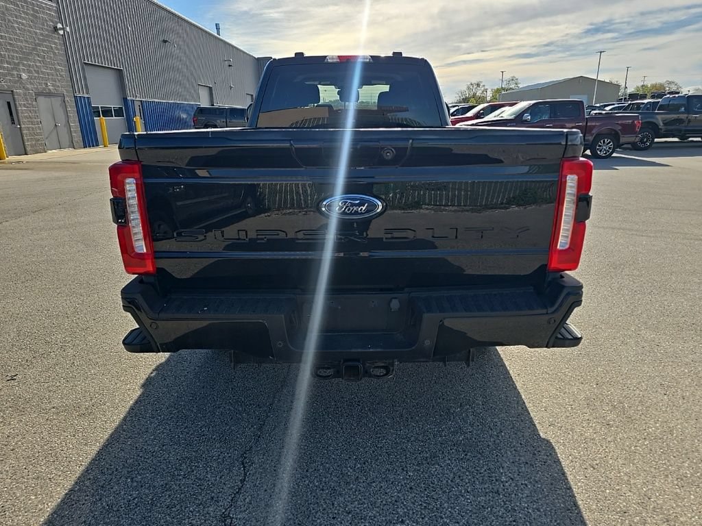 Used 2023 Ford F250 XLT w/ XLT Premium Package AWD/4WD image 5
