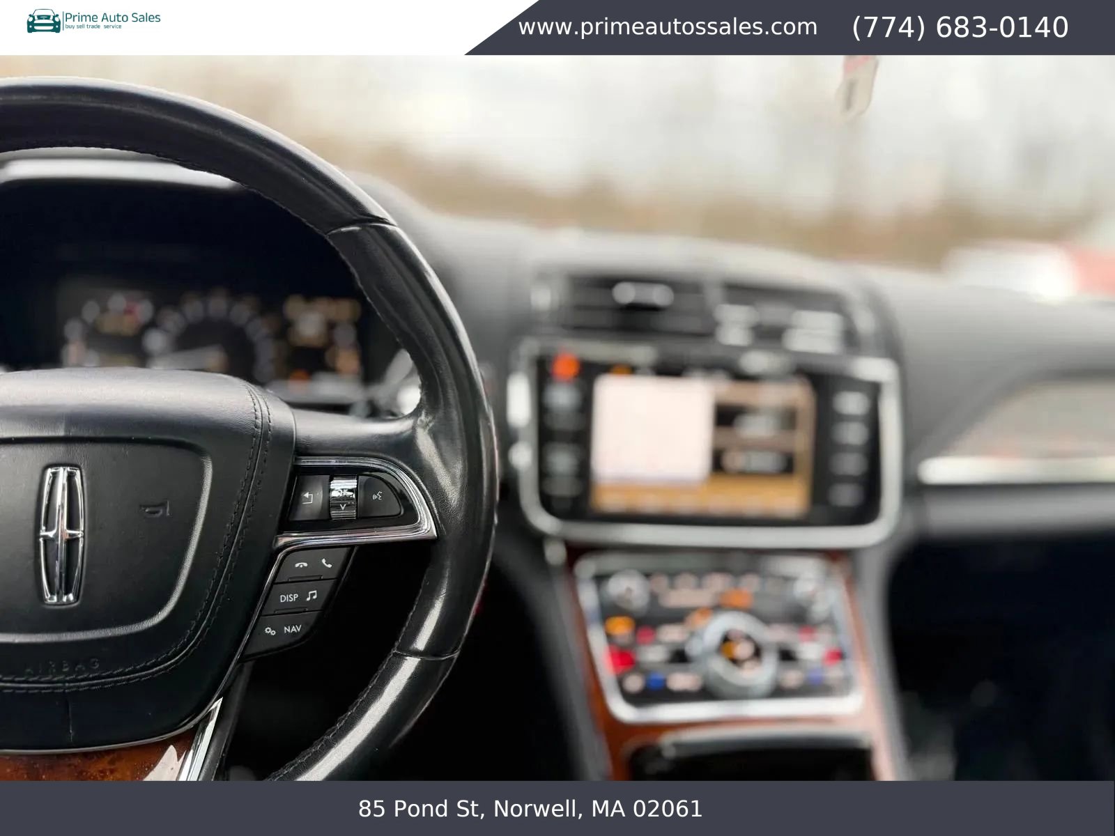 Used 2017 Lincoln Continental Select w/ Climate Package image 17