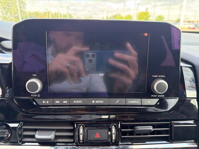 Used 2025 Nissan Pathfinder Rock Creek AWD/4WD image 24