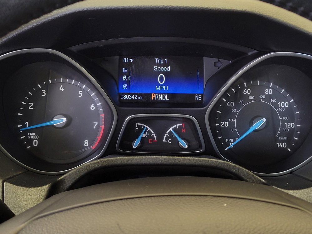 Used 2016 Ford Focus SE w/ SE Cold Weather Package FWD image 23