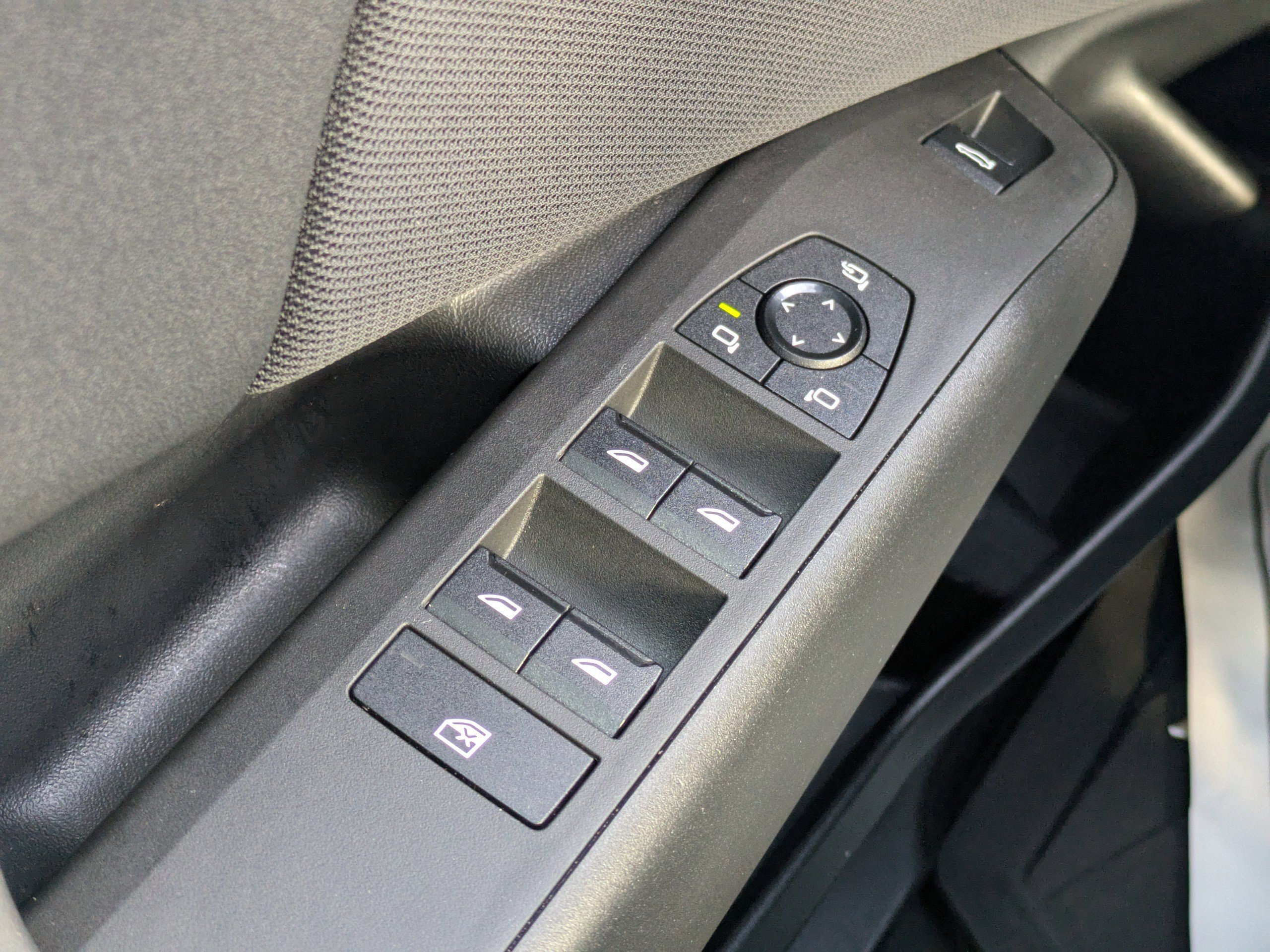 Used 2025 BMW X3 xDrive30i w/ Convenience Package image 27