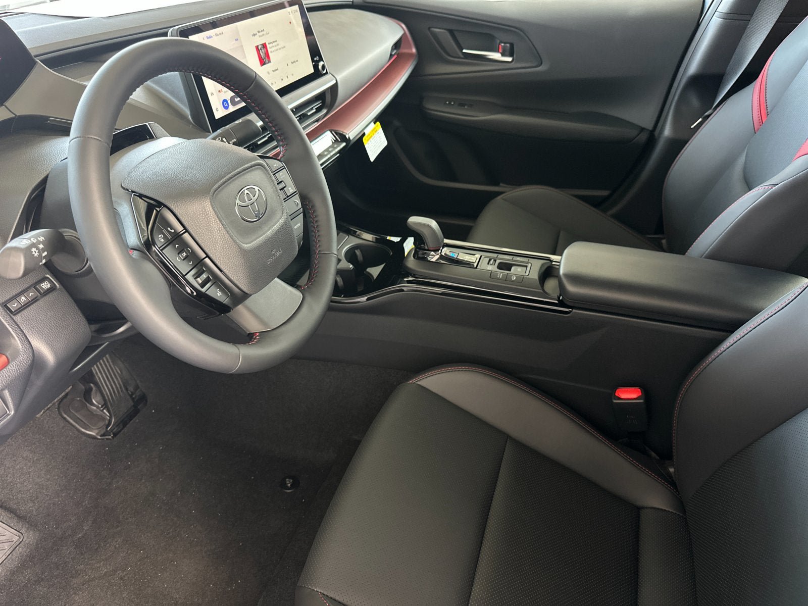New 2026 Toyota Prius Plug-In Hybrid FWD image 11