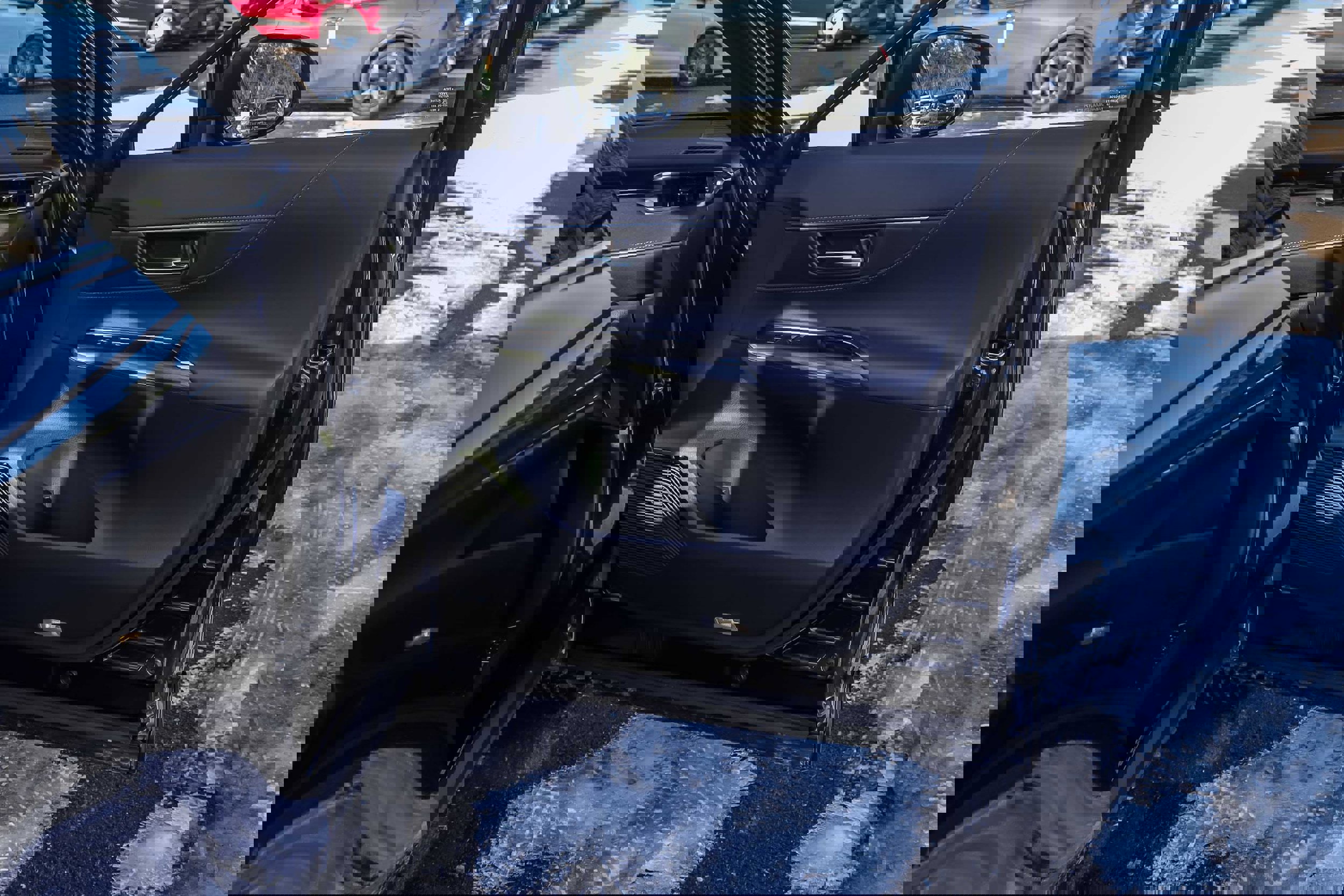 Used 2024 Toyota Venza Nightshade image 14