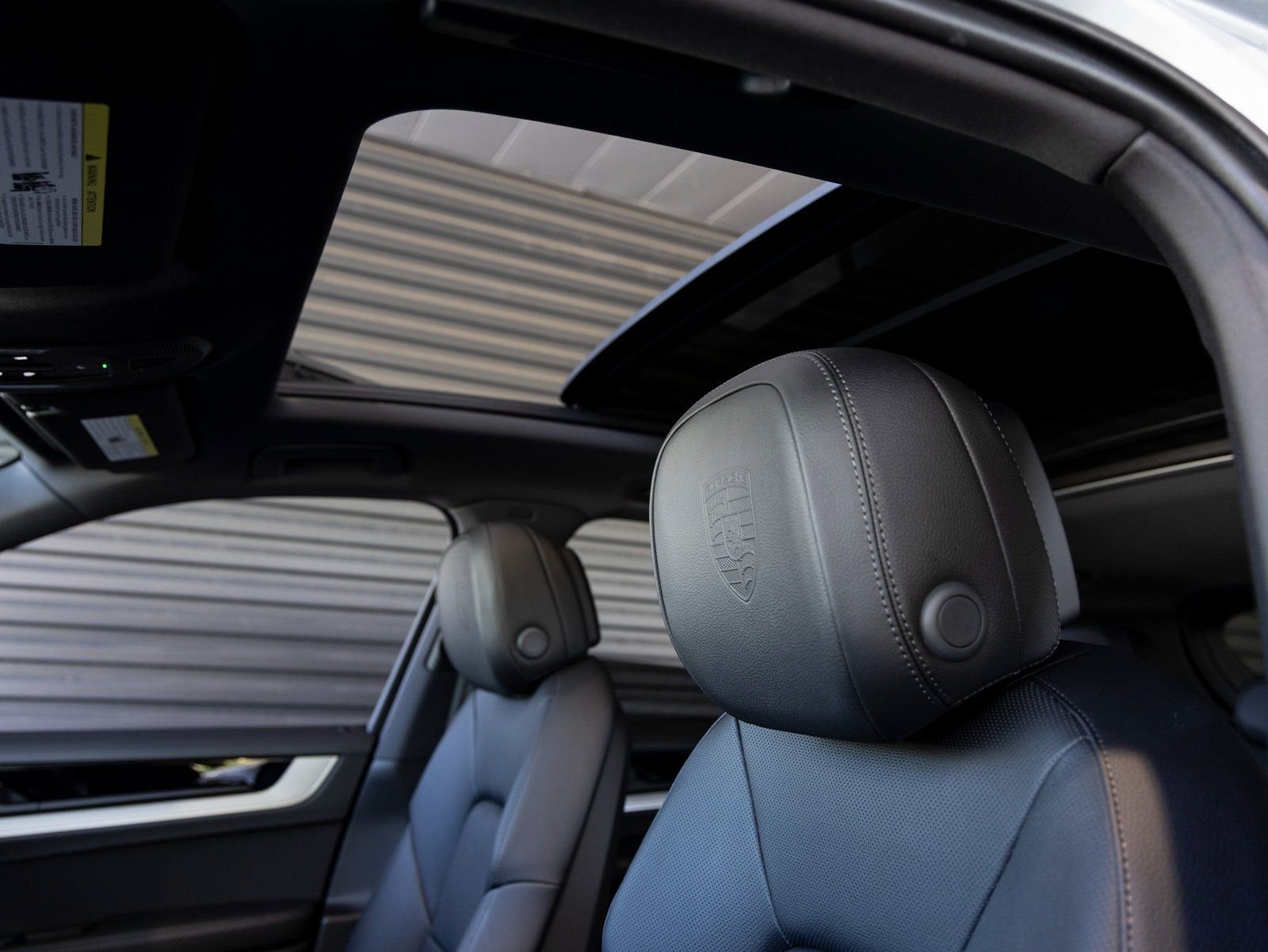 Certified 2025 Porsche Cayenne E-Hybrid image 25