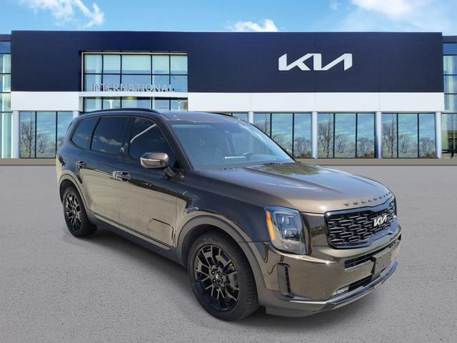 Used 2022 Kia Telluride SX w/ SX Prestige Package AWD/4WD image 2