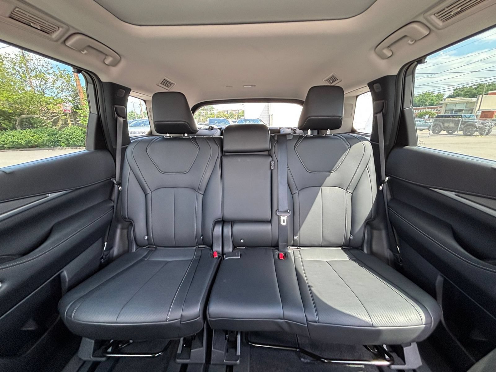 Used 2026 INFINITI QX60 Luxe AWD/4WD image 43