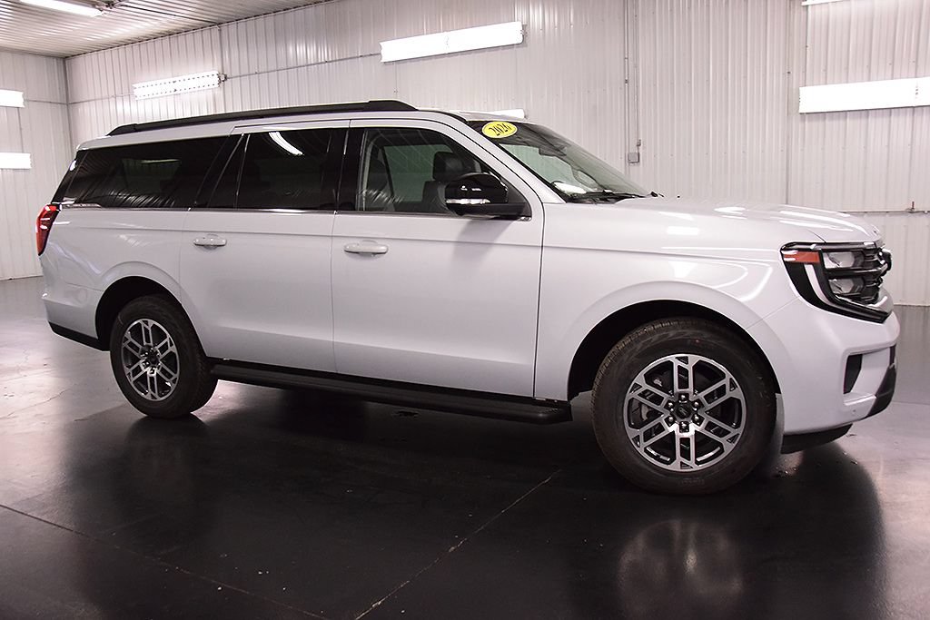 Used 2026 Ford Expedition Max Active AWD/4WD image 9