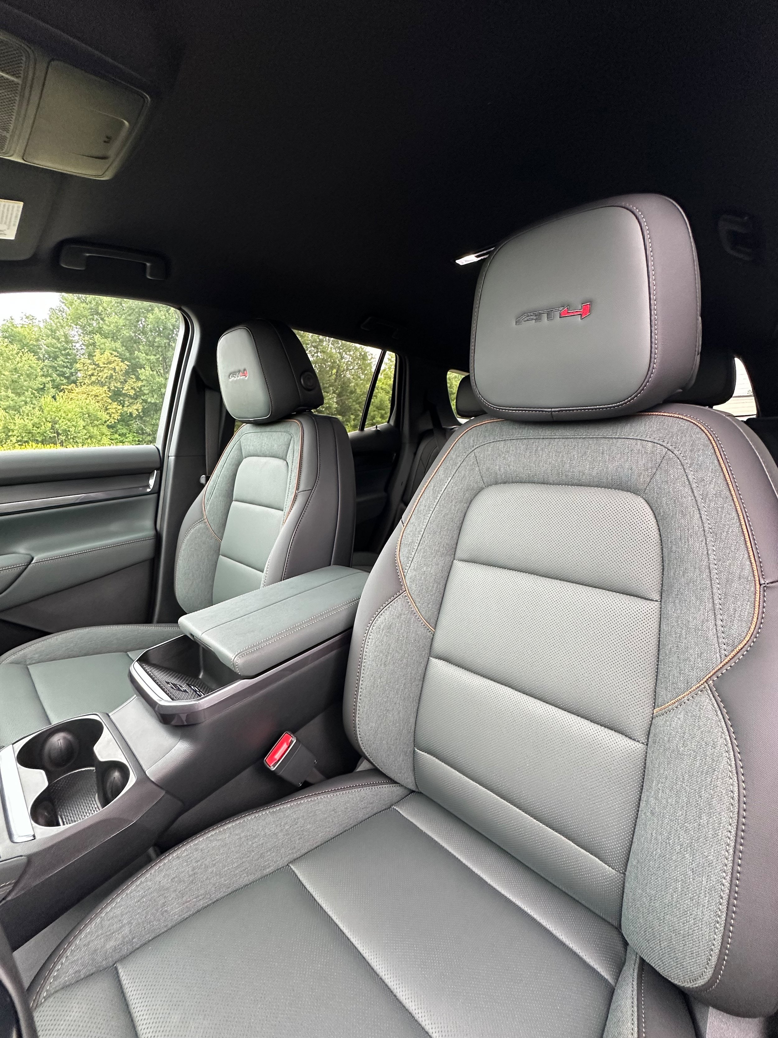 New 2027 GMC Terrain AT4 AWD/4WD image 10