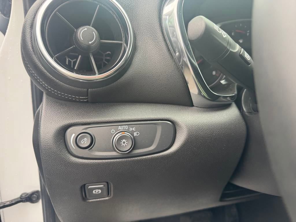 Used 2024 Chevrolet Blazer LT image 16