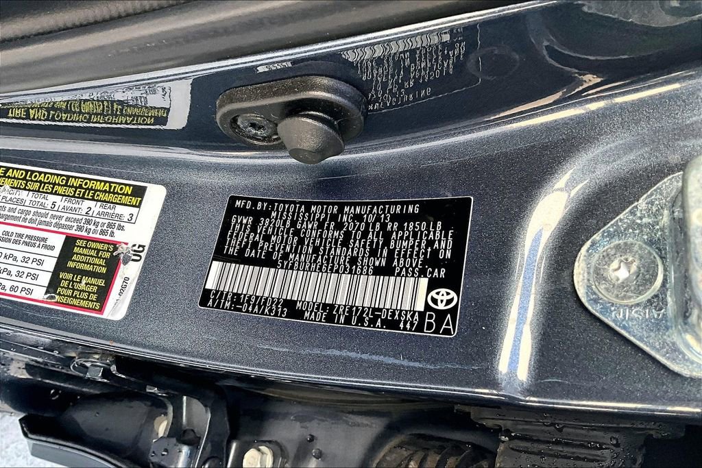 Used 2014 Toyota Corolla S FWD image 18