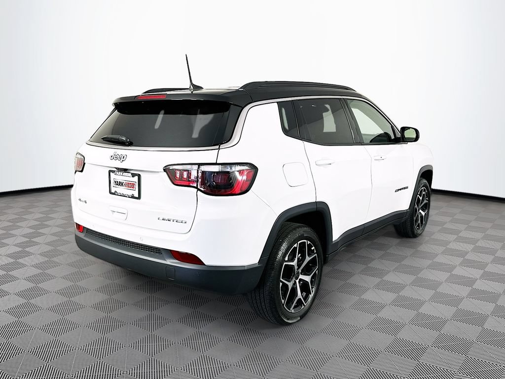 Used 2025 Jeep Compass Limited AWD/4WD image 11