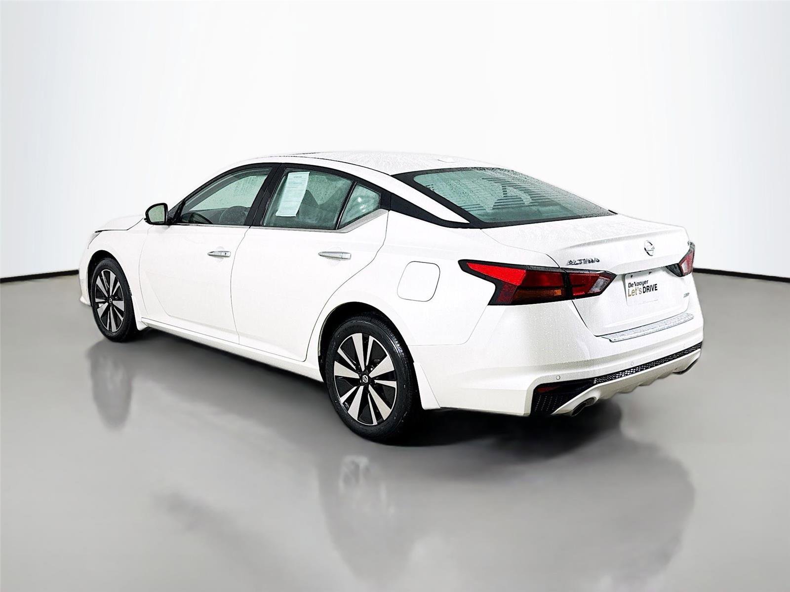 Used 2020 Nissan Altima 2.5 SV image 7