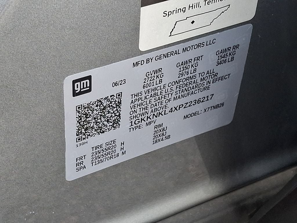 Used 2023 GMC Acadia SLE w/ Driver Convenience Package FWD image 27
