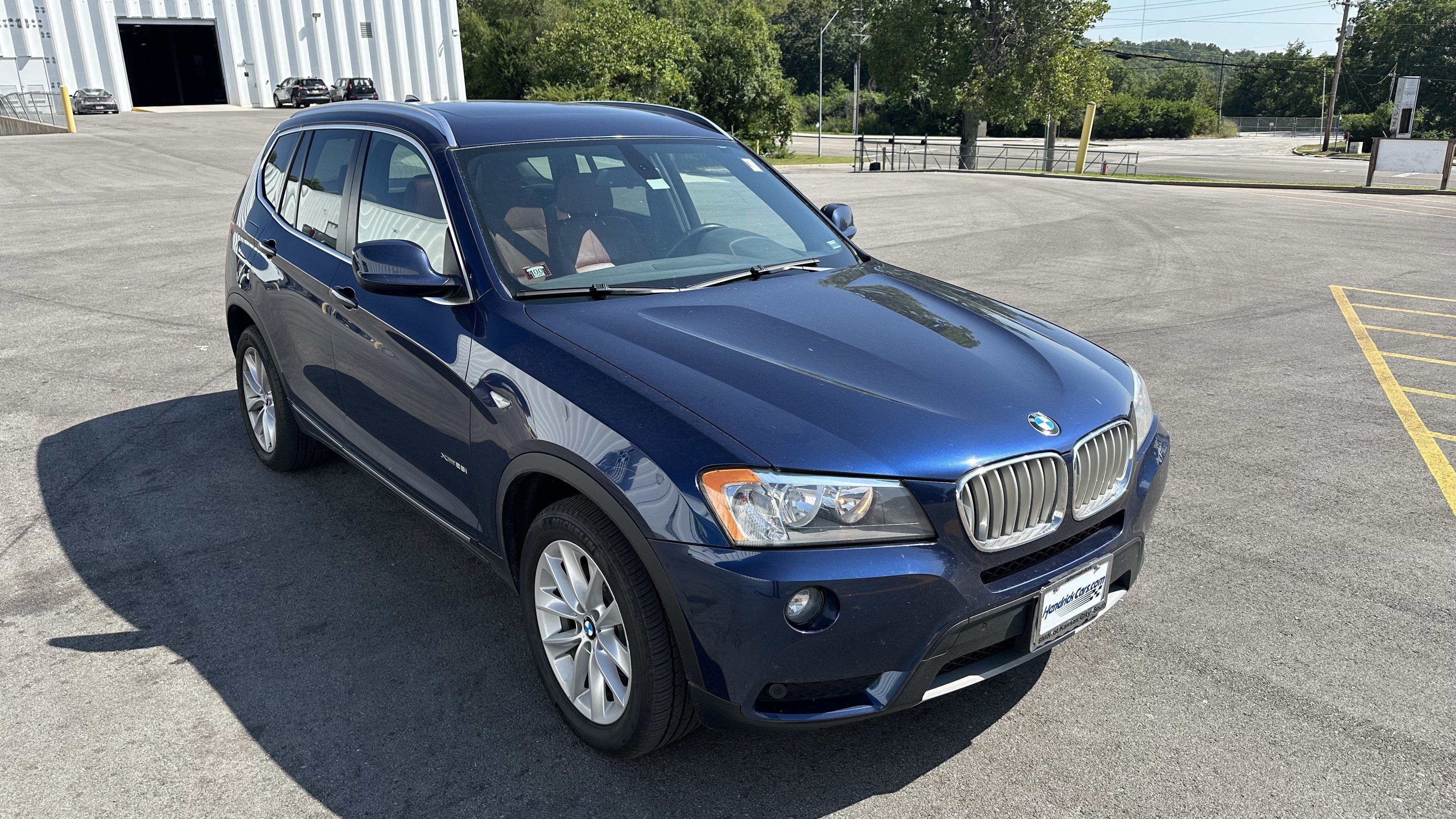Used 2012 BMW X3 xDrive28i AWD/4WD image 2