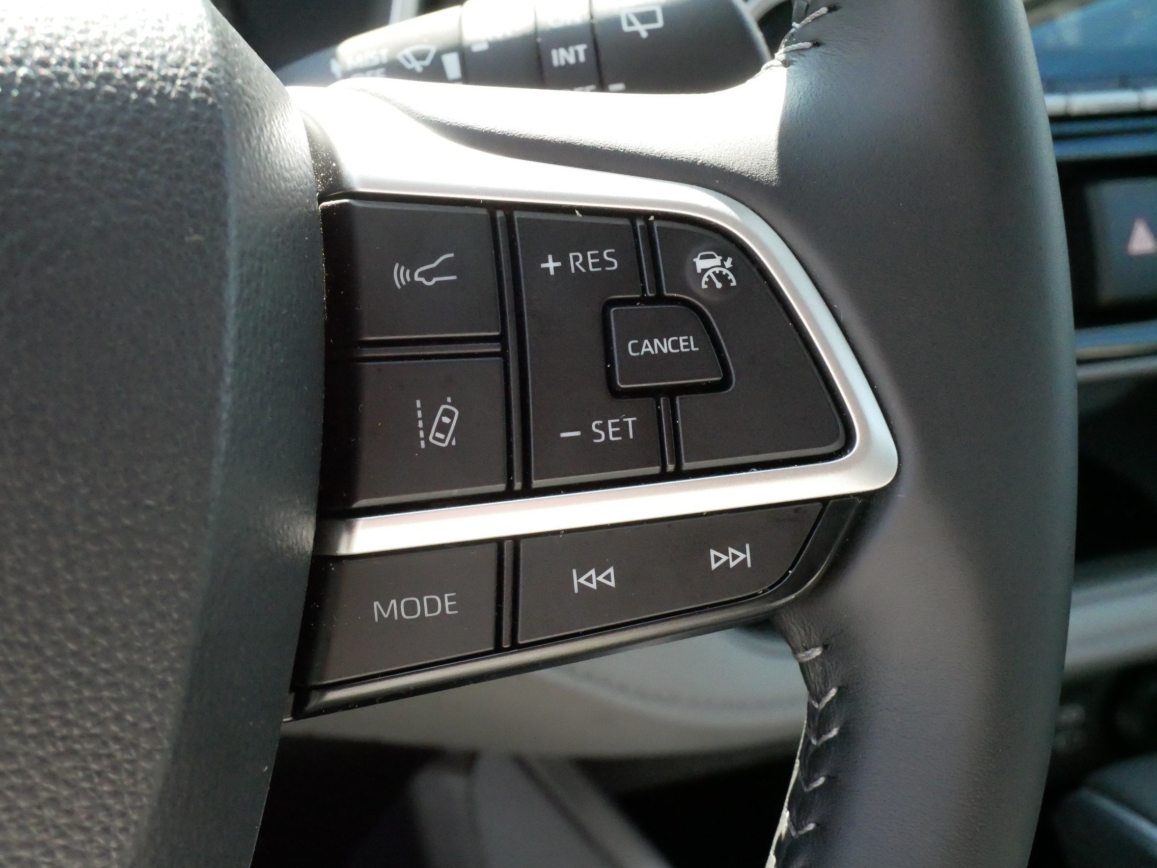 Certified 2026 Toyota Highlander XLE AWD/4WD image 26