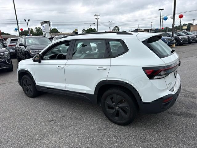 Used 2025 Volkswagen Taos S FWD image 5
