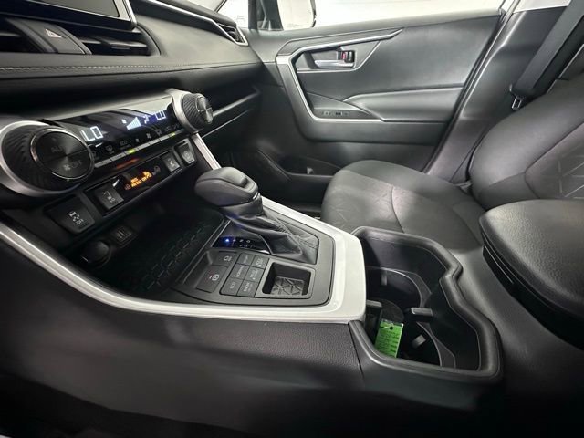 Used 2023 Toyota RAV4 XLE w/ XLE Grade Weather Package AWD/4WD image 28