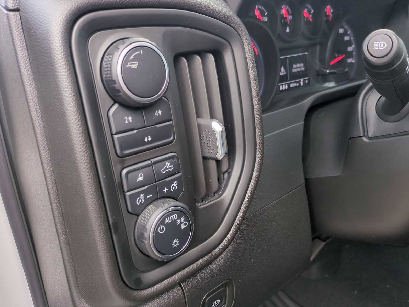 Used 2024 Chevrolet Silverado 2500 Custom w/ Custom Value Package AWD/4WD image 35