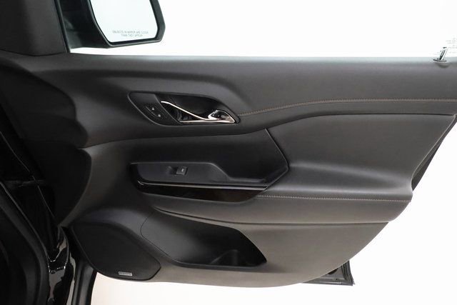 Used 2023 GMC Acadia AT4 w/ Technology Package image 25