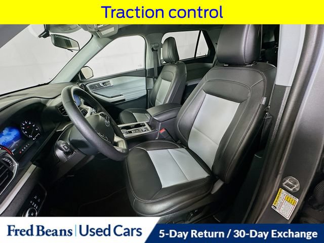 Certified 2024 Ford Explorer XLT w/ Equipment Group 202A AWD/4WD image 27