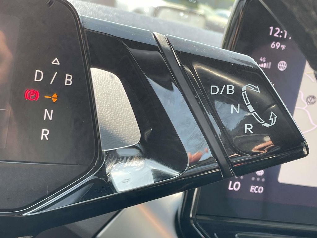 Used 2022 Volkswagen ID.4 Pro S image 28