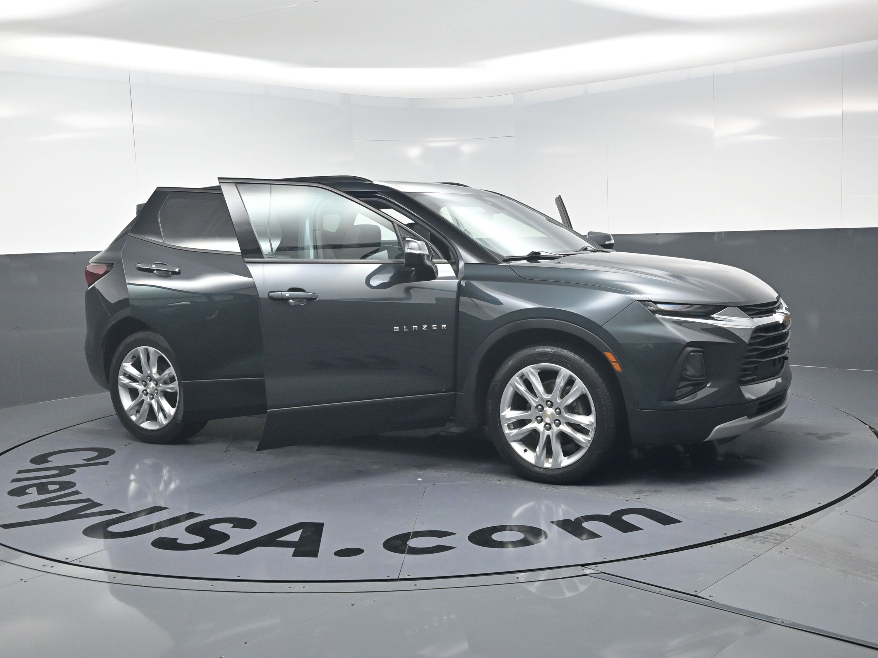 Used 2019 Chevrolet Blazer LT w/ Sun and Wheels Package image 24