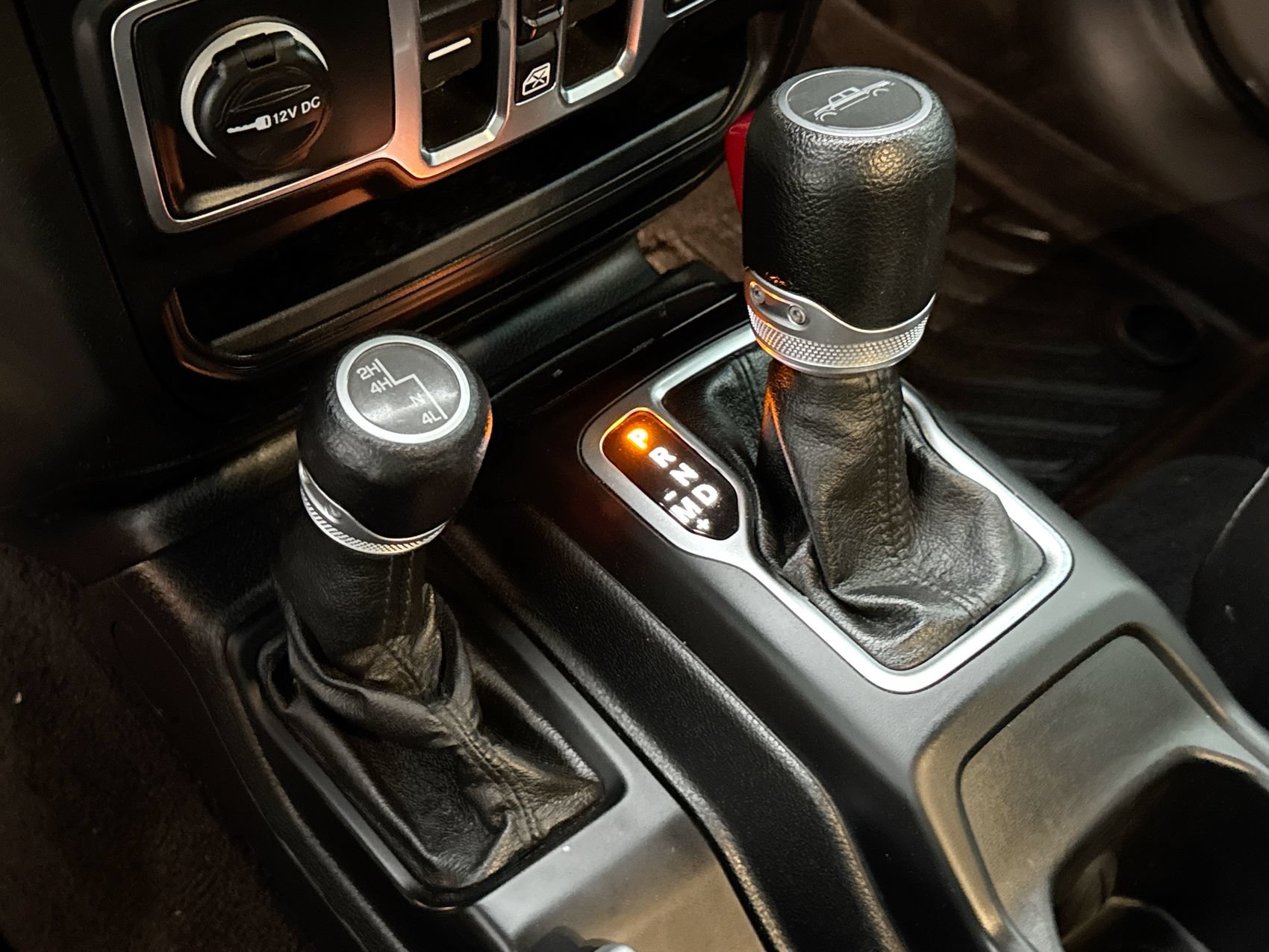Used 2021 Jeep Gladiator Sport AWD/4WD image 17