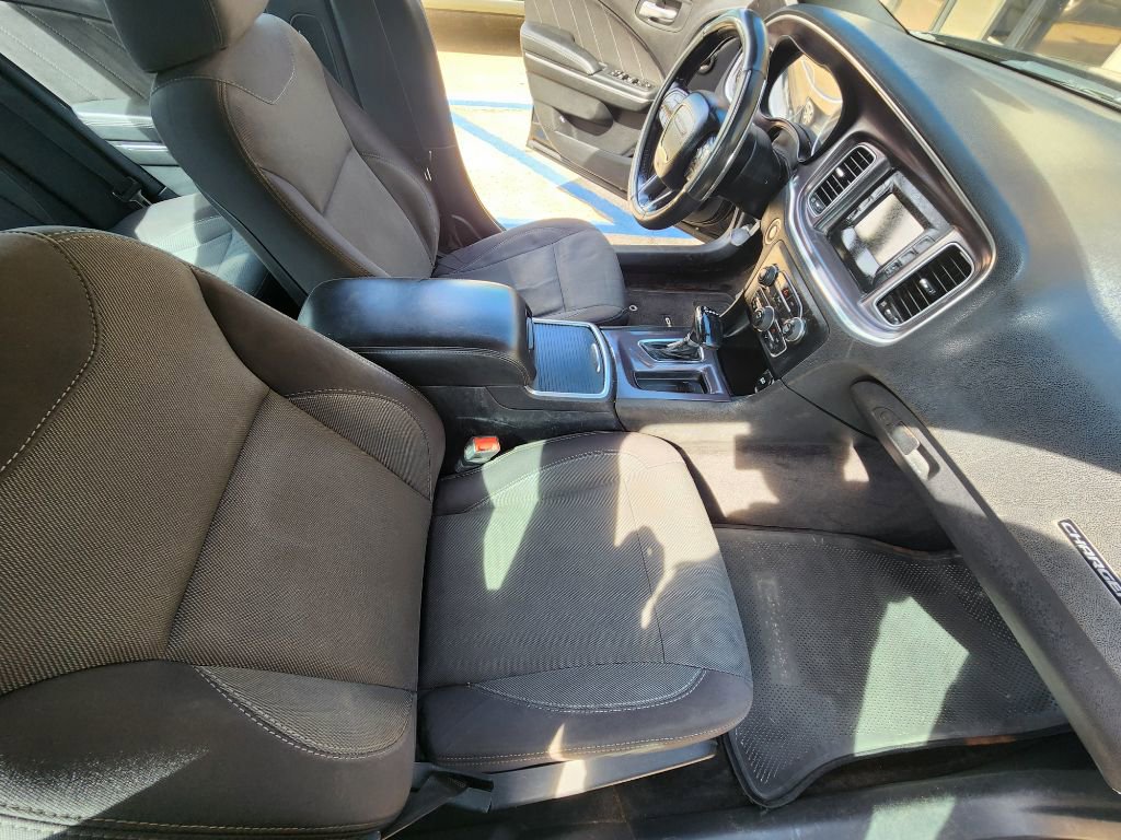 Used 2015 Dodge Charger SE w/ Popular Equipment Group image 10