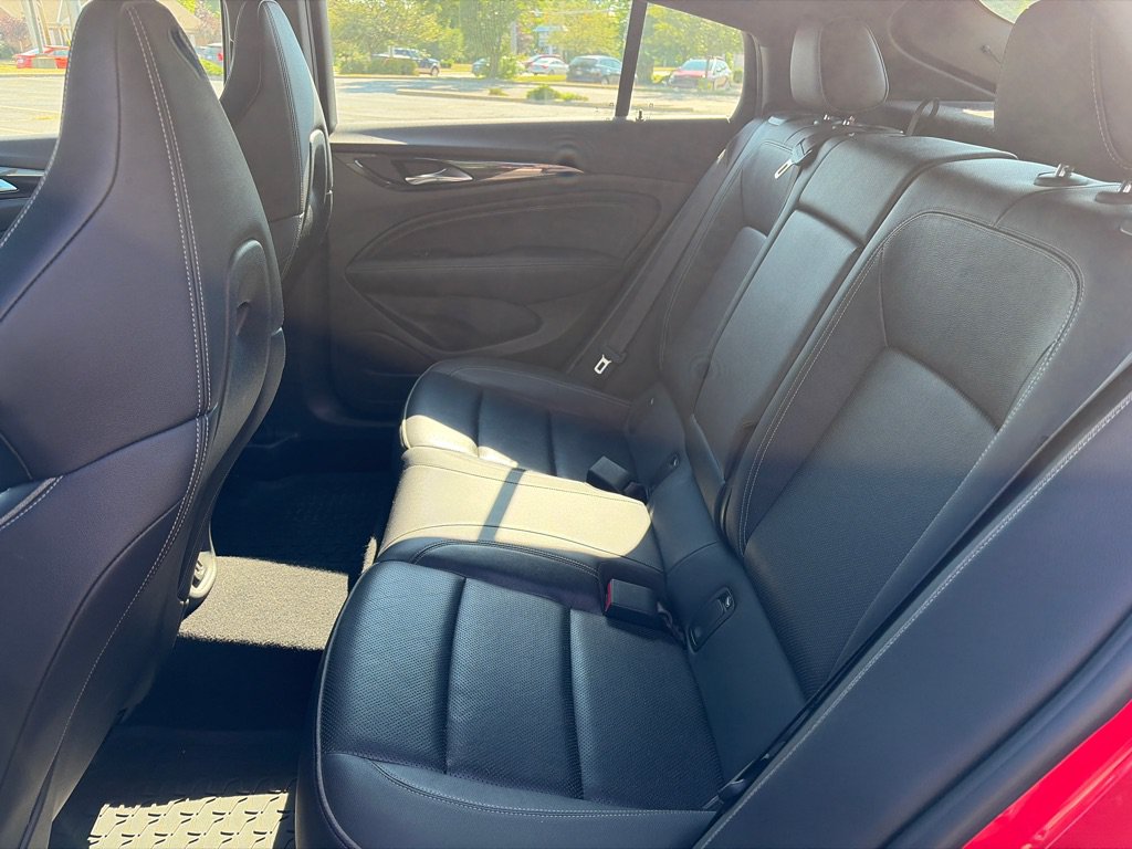 Used 2019 Buick Regal GS AWD/4WD image 28