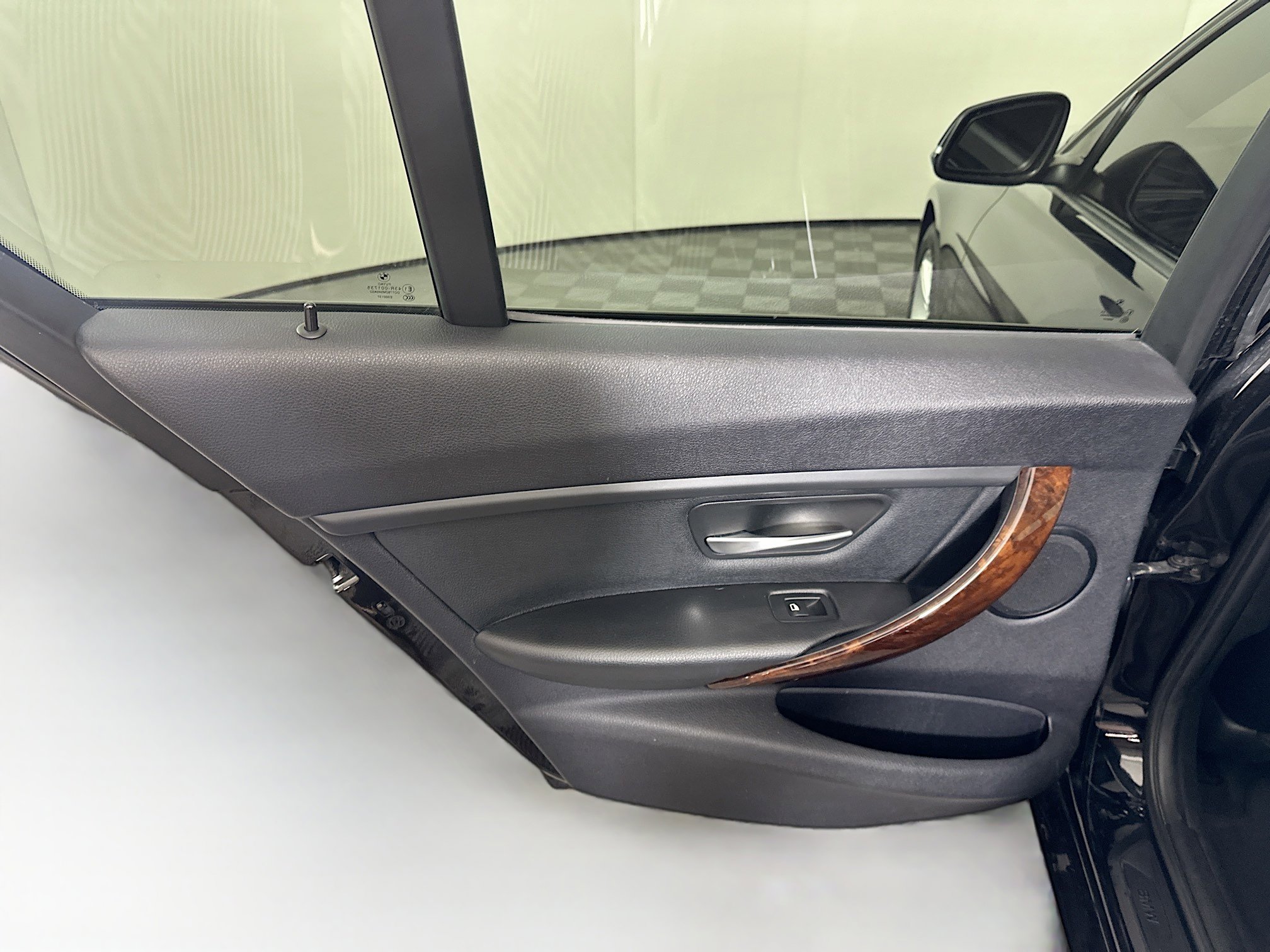 Used 2014 BMW 328i Sedan image 25