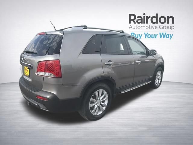 Used 2011 Kia Sorento LX w/ Convenience Pkg AWD/4WD image 7