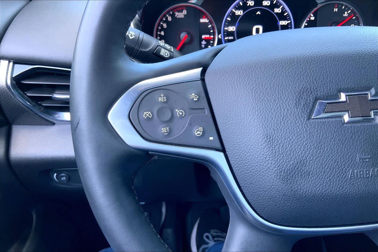 Used 2023 Chevrolet Traverse Premier w/ Redline Edition FWD image 24