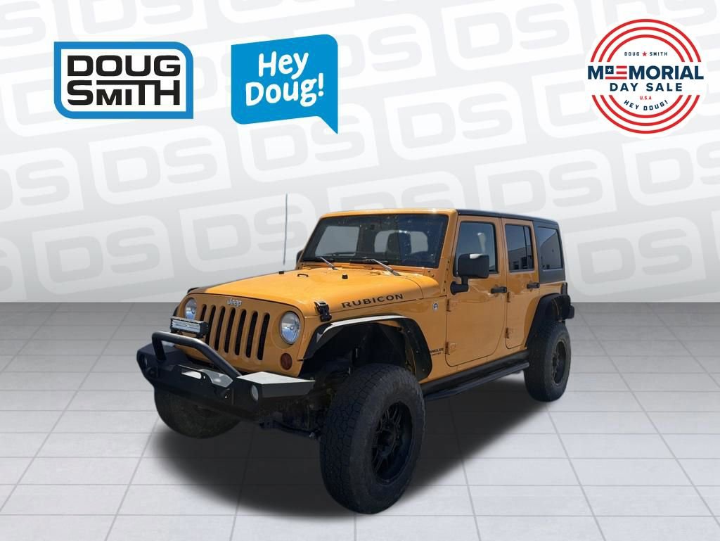 Used 2012 Jeep Wrangler Unlimited Rubicon w/ Connectivity Group AWD/4WD image 2