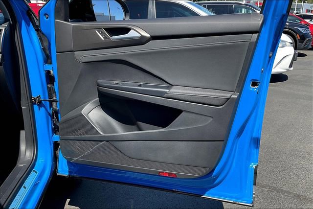 New 2025 Volkswagen Taos SE AWD/4WD image 27