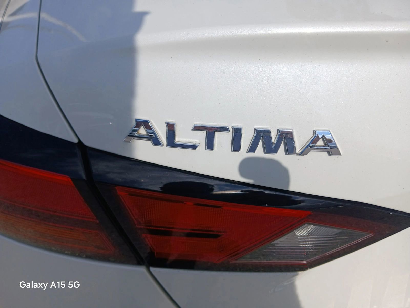 Used 2021 Nissan Altima 2.5 SR FWD image 15